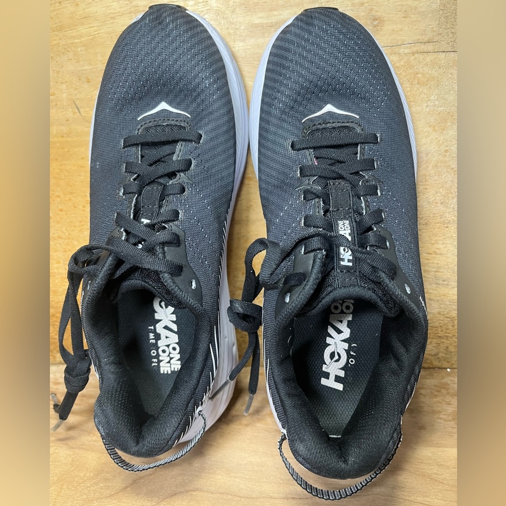 Hoka One One Rincon 2 LIGHTWEIGHT Womens Size 8.5 Running Shoes Sneakers Black - Picture 10 of 15